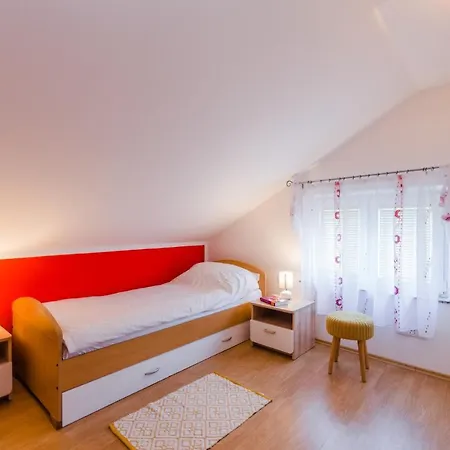 Valentina Holiday home Bribir (Primorje-Gorski Kotar)